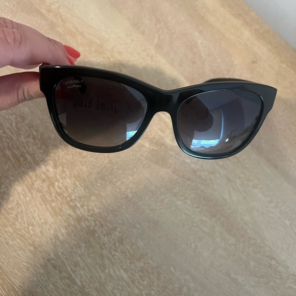 Chanel Acetate Polarized Square CC Sunglasses 5380 Black - Picture 8 of 9